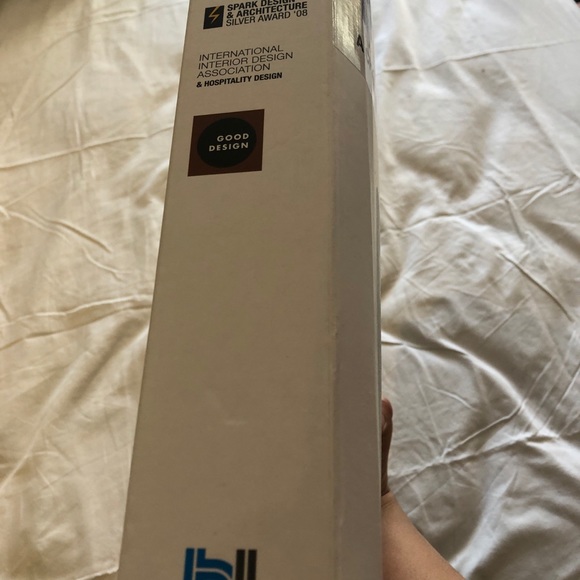 NWOT BlueLounge charging station for 1500 devices - Picture 6 of 7